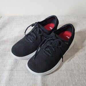 Kizik Men's Sz 7.5W
